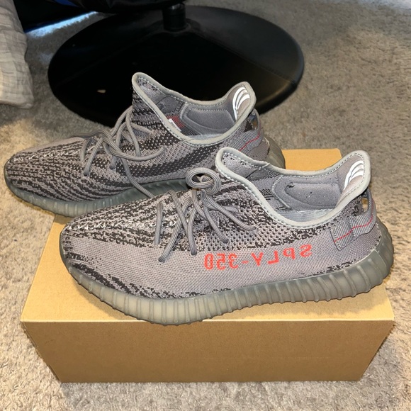 Yeezy 350 v2 Beluga 2.0